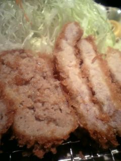 三元豚手ごねメンチ.jpg