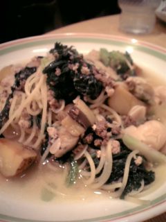 挽き肉と茄子と大地のりんごとインゲン豆のぺペロンチーノ.jpg