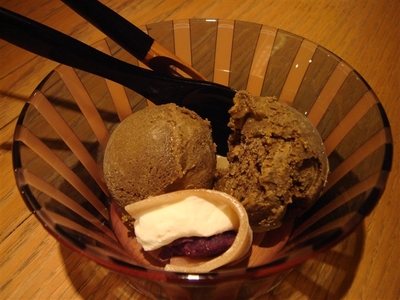18_02_定番ほうじ茶アイス、紫芋の八ツ橋包み.jpg