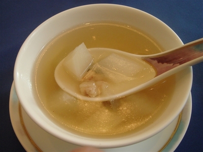 01_酥肉上湯(豚肉のスープ).jpg