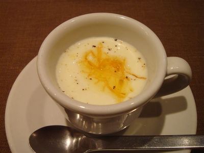 03_本日の一口スープ・キュウリとジャガイモの冷製スープ.jpg