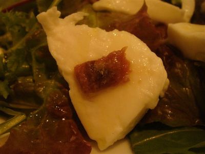 03_水牛のモッツァレラチーズ（ブーファラ）とアンチョビ.jpg