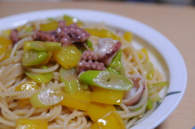 01_タコとパプリカのスパゲティ.jpg