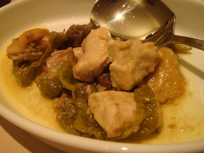 04_Pollo alla cacciatora(ホロホロ鶏・猟師風チキン、トスカーナ、ローマ、ピエモンテ).jpg